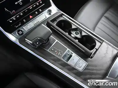 Audi A6 2023 2.0 Автомат в Москве № 343857, миниатюра 9