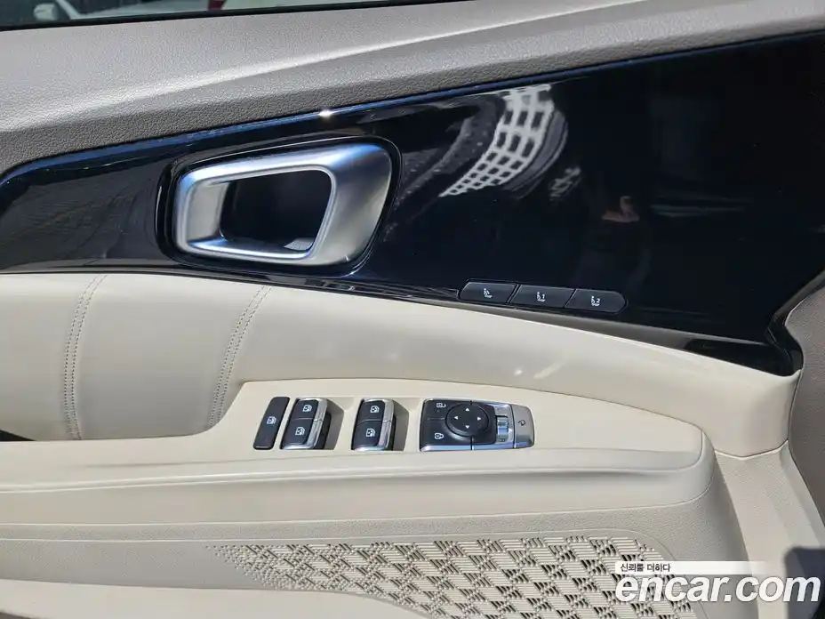 Kia Canival 2025 1.6 Автомат в Москве № 363817, фото 17