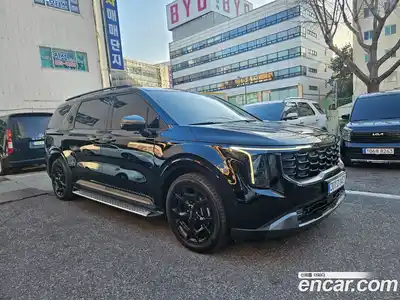 Kia Canival 2025 1.6 Автомат в Москве № 363817, миниатюра 3