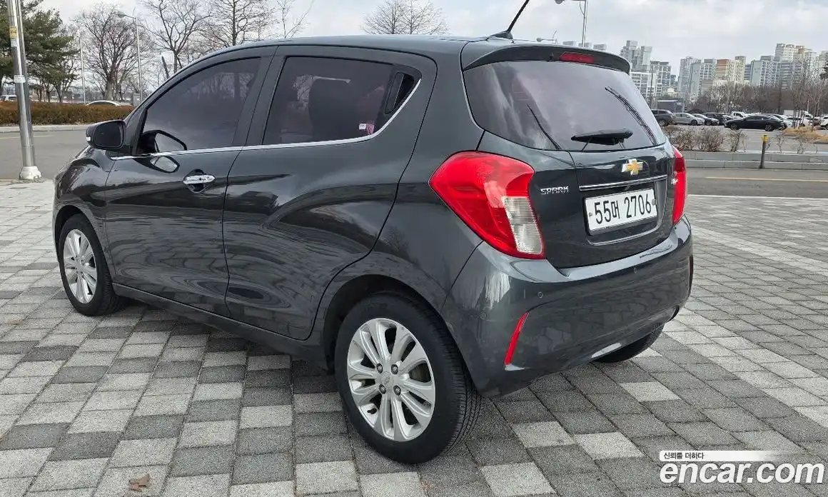 Chevrolet Spark 2017 1.0 Автомат в Москве № 37791, фото 11