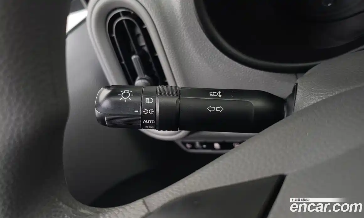 Kia Morning 2021 1.0 Автомат в Москве № 385784, фото 17