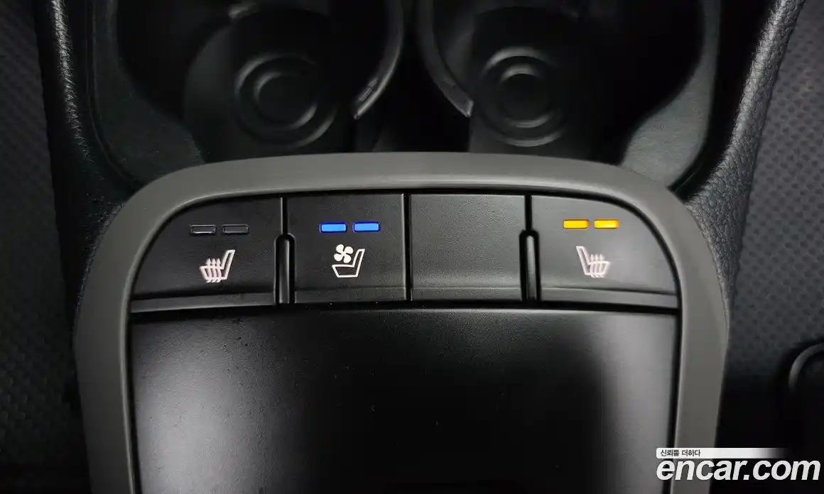 Kia Morning 2021 1.0 Автомат в Москве № 385784, фото 18