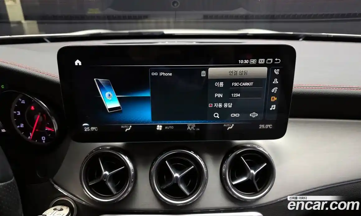 Mercedes-Benz GLA-Class 2015 2.0 Автомат в Москве № 391006, фото 14