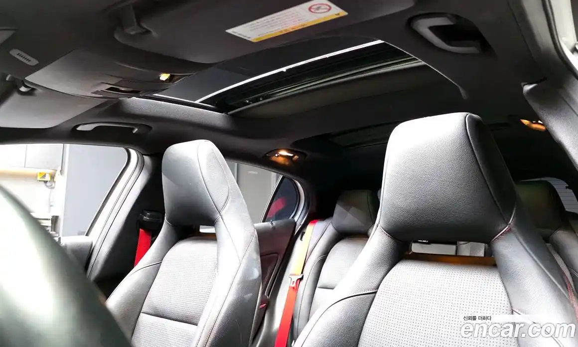 Mercedes-Benz GLA-Class 2015 2.0 Автомат в Москве № 391006, фото 19