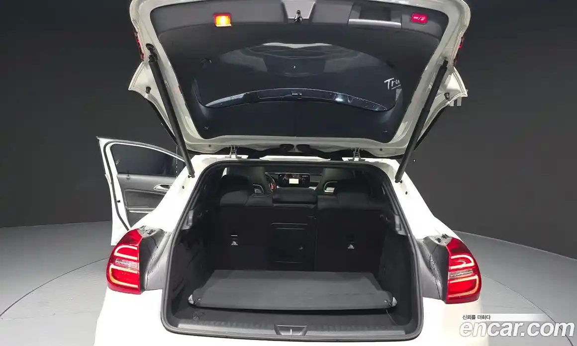 Mercedes-Benz GLA-Class 2015 2.0 Автомат в Москве № 391006, фото 20