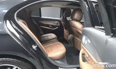 Mercedes-Benz E-Class 2020 2.0 Автомат в Москве № 391032, миниатюра 11