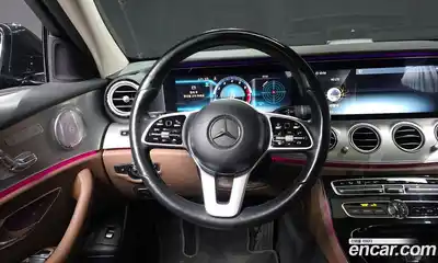 Mercedes-Benz E-Class 2020 2.0 Автомат в Москве № 391032, миниатюра 12