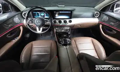 Mercedes-Benz E-Class 2020 2.0 Автомат в Москве № 391032, миниатюра 6