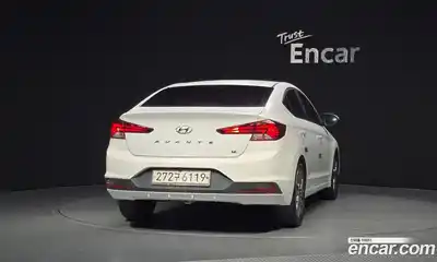 Hyundai Avante 2019 1.6 Автомат в Москве № 43581, миниатюра 4