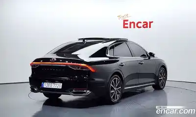 Hyundai Grandeur 2022 2.5 Автомат в Москве № 45276, миниатюра 2