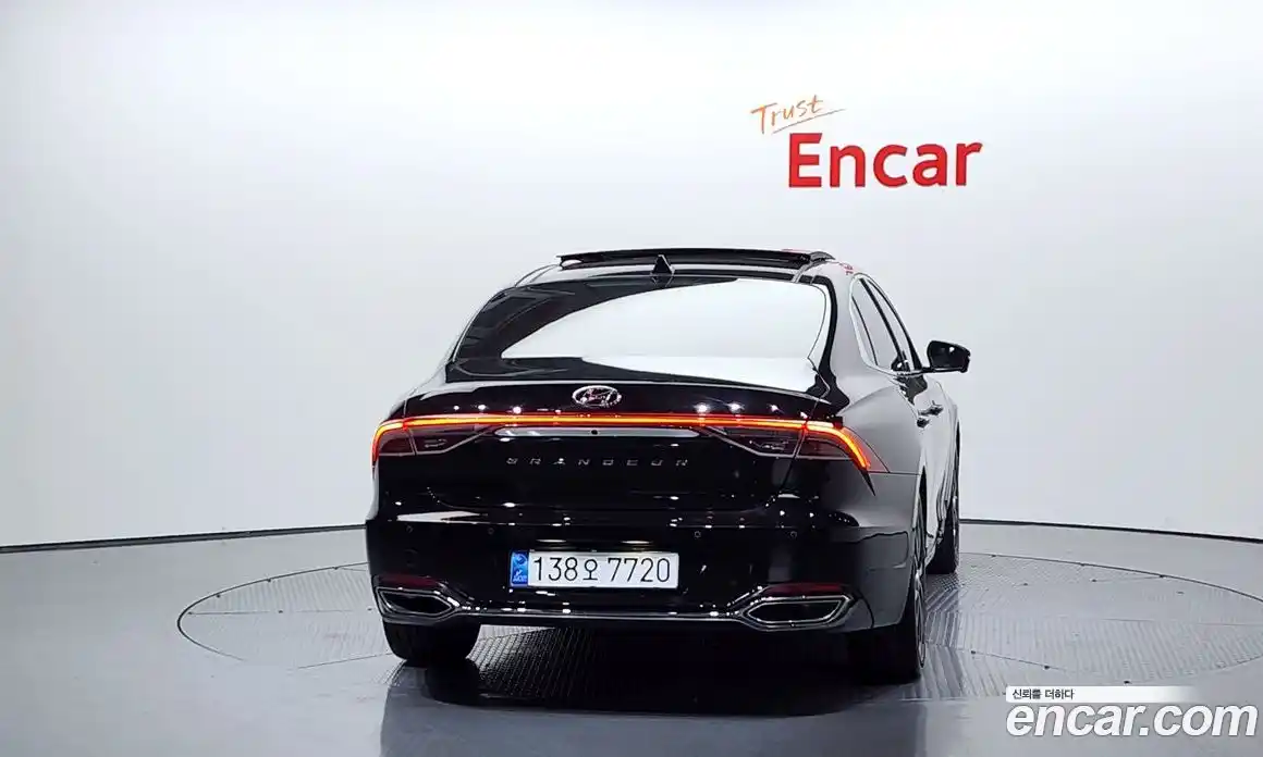 Hyundai Grandeur 2022 2.5 Автомат в Москве № 45276, фото 4