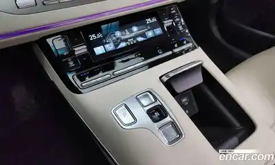 Hyundai Grandeur 2022 2.5 Автомат в Москве № 45276, миниатюра 9