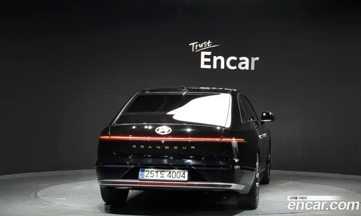 Hyundai Grandeur 2024 1.6 Автомат в Москве № 49287, фото 4