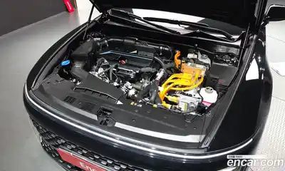 Hyundai Grandeur 2024 1.6 Автомат в Москве № 49287, миниатюра 6