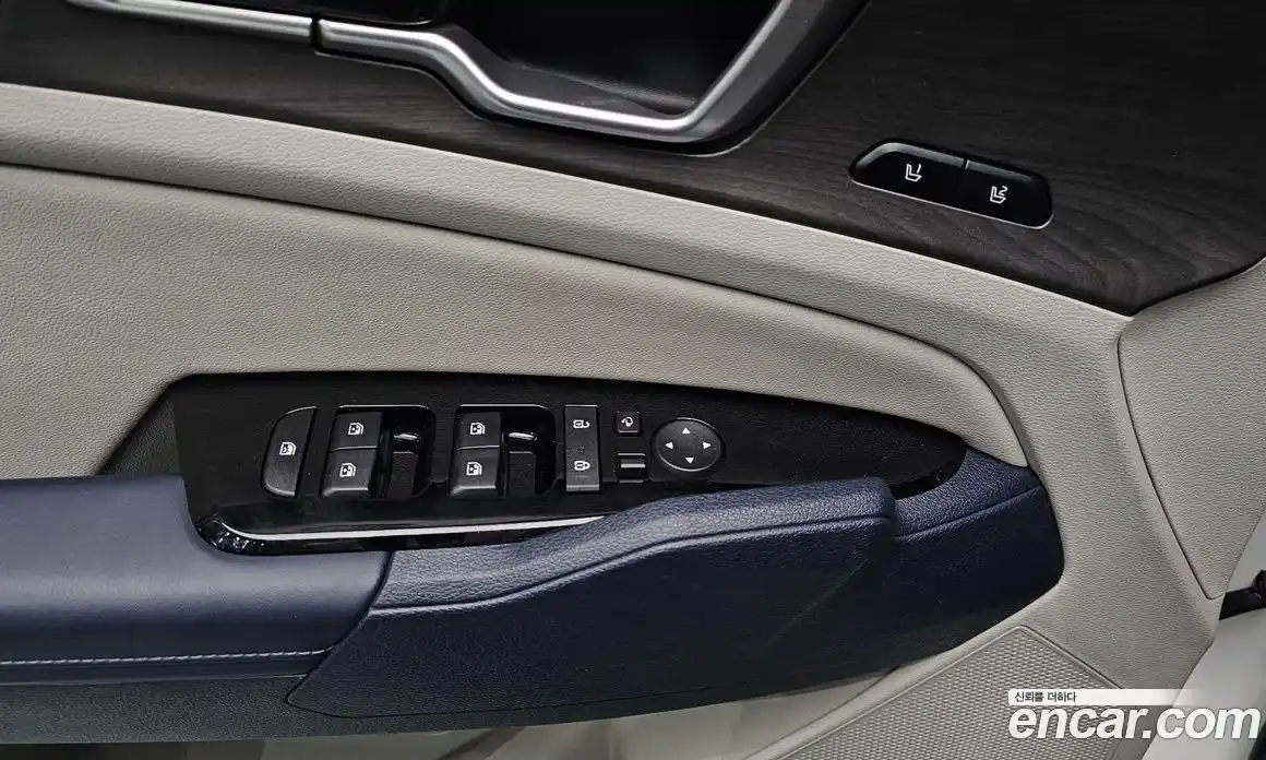 Kia Sportage 2023 1.6 Автомат в Москве № 51034, фото 17