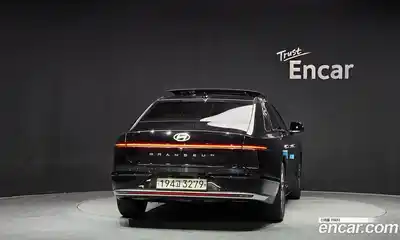 Hyundai Grandeur 2023 2.5 Автомат в Москве № 531482, миниатюра 4