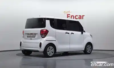 Kia Ray 2022 1.0 Автомат в Москве № 53653, миниатюра 2