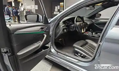 BMW 5-Series 2017 2.0 Автомат в Москве № 541142, миниатюра 11