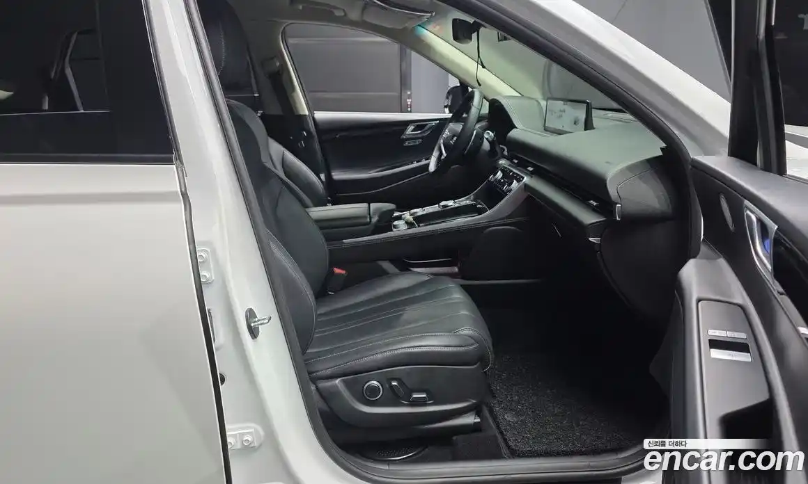 Genesis GV80 2023 2.5 Автомат в Москве № 56696, фото 11