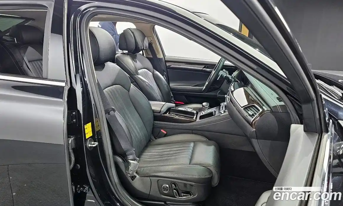 Genesis G90 2020 3.8 Автомат в Москве № 58585, фото 12