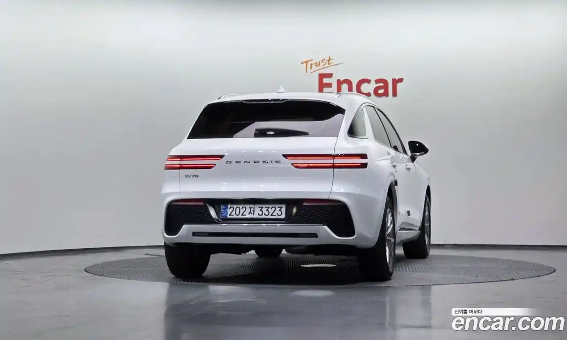 Genesis GV70 2023 2.2 Автомат в Москве № 59102, фото 4