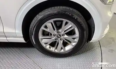 Genesis GV70 2023 2.2 Автомат в Москве № 59102, миниатюра 5