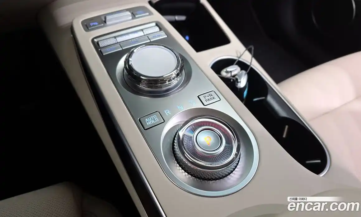 Genesis GV70 2023 2.2 Автомат в Москве № 59102, фото 9