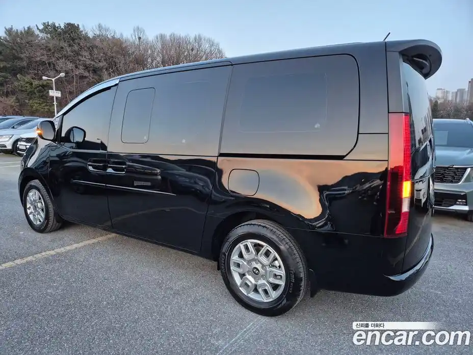 Hyundai Staria 2025 2.2 Автомат в Москве № 641836, фото 4