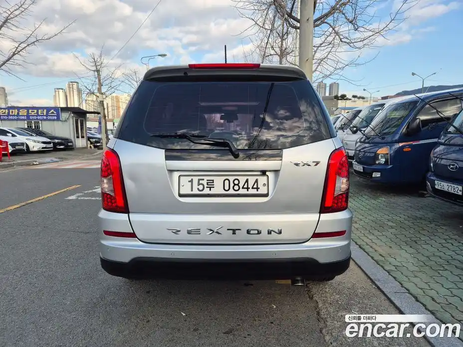 SsangYong Rexton 2015 2.0 Автомат в Москве № 645599, фото 4