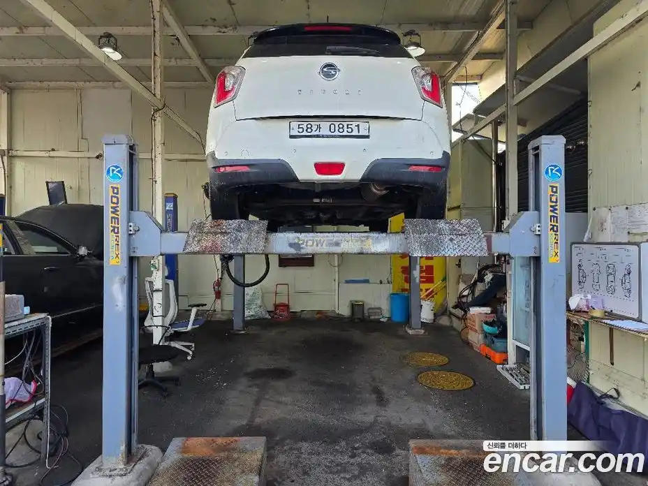 SsangYong TIBOLI 2016 1.6 Автомат в Москве № 645788, фото 3