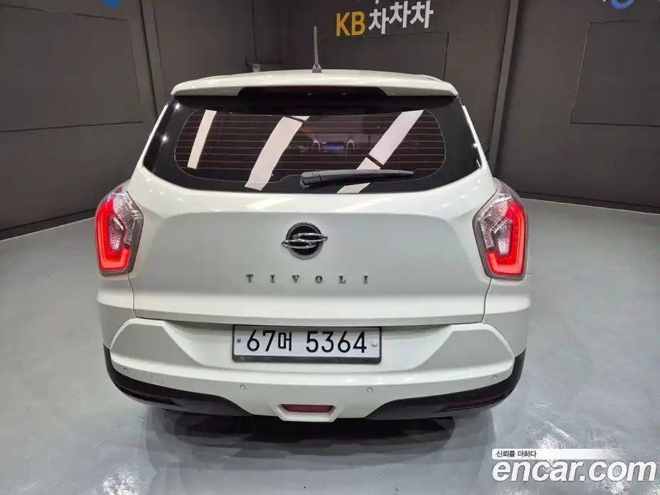 SsangYong TIBOLI 2015 1.6 Автомат в Москве № 645851, фото 4