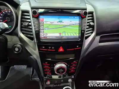 SsangYong TIBOLI 2015 1.6 Автомат в Москве № 645851, миниатюра 10