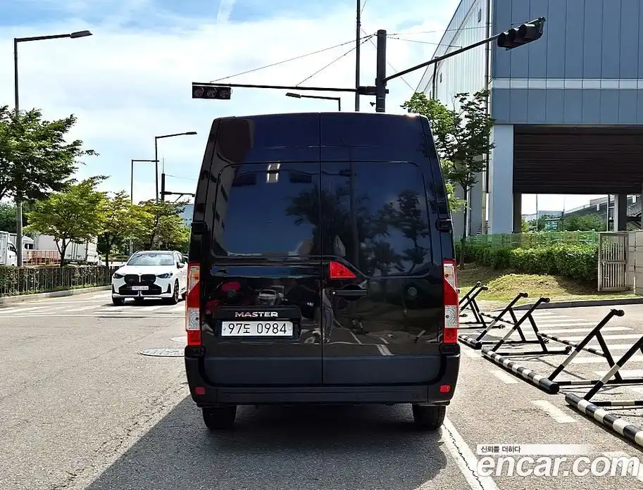 Renault Master 2019 2.3 Механическая в Москве № 647265, фото 3
