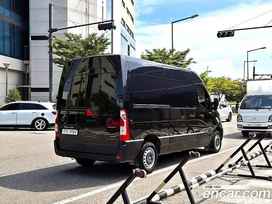 Renault Master 2019 2.3 Механическая в Москве № 647265, фото 5