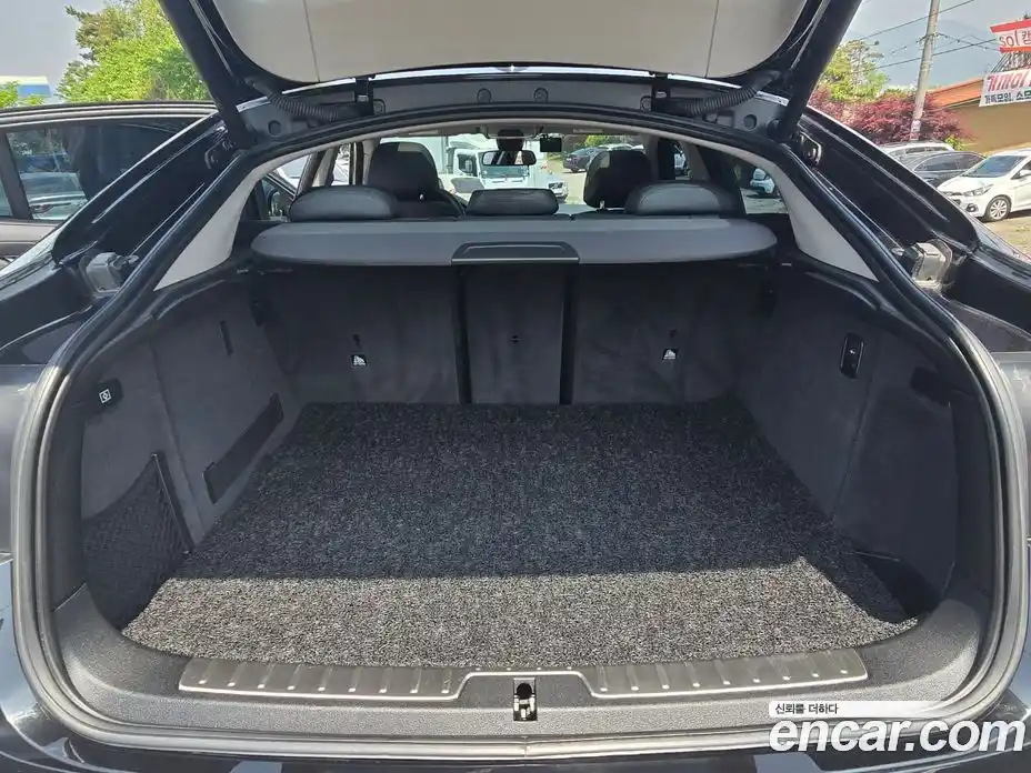 BMW X6 2017 3.0 Автомат в Москве № 648248, фото 11