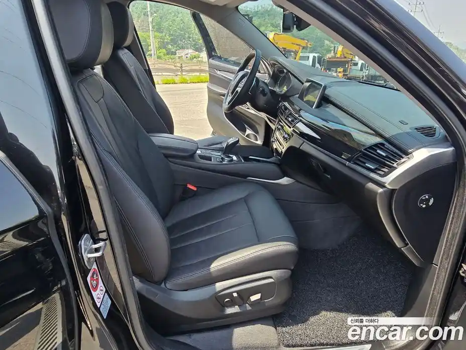 BMW X6 2017 3.0 Автомат в Москве № 648248, фото 9