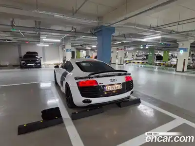Audi R8 2008 4.2 Автомат в Москве № 651047, миниатюра 4
