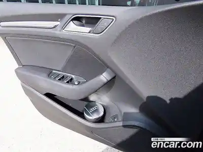 Audi A3 2018 2.0 Автомат в Москве № 651056, миниатюра 11