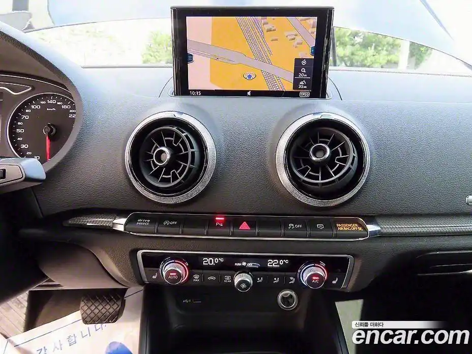 Audi A3 2018 2.0 Автомат в Москве № 651056, фото 13