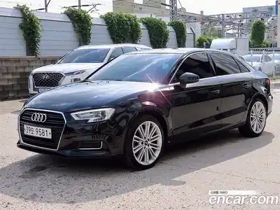 Audi A3 2018 2.0 Автомат в Москве № 651056, миниатюра 2
