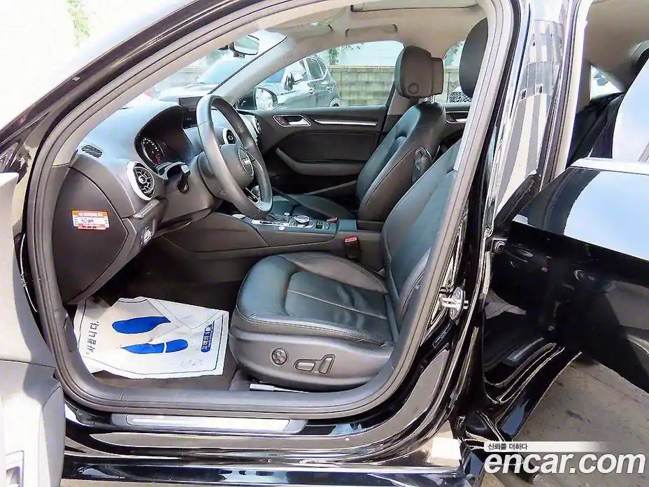 Audi A3 2018 2.0 Автомат в Москве № 651056, фото 5