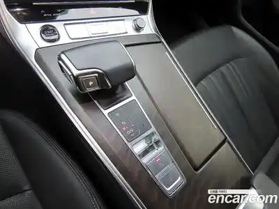 Audi A6 2023 2.0 Автомат в Москве № 651080, миниатюра 9