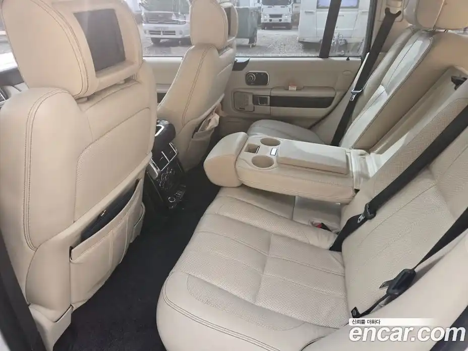 Land Rover Range-Rover 2011 4.4 Автомат в Москве № 651988, фото 11