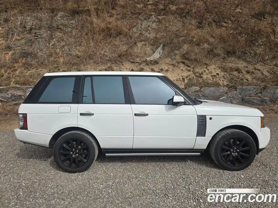 Land Rover Range-Rover 2011 4.4 Автомат в Москве № 651988, фото 4