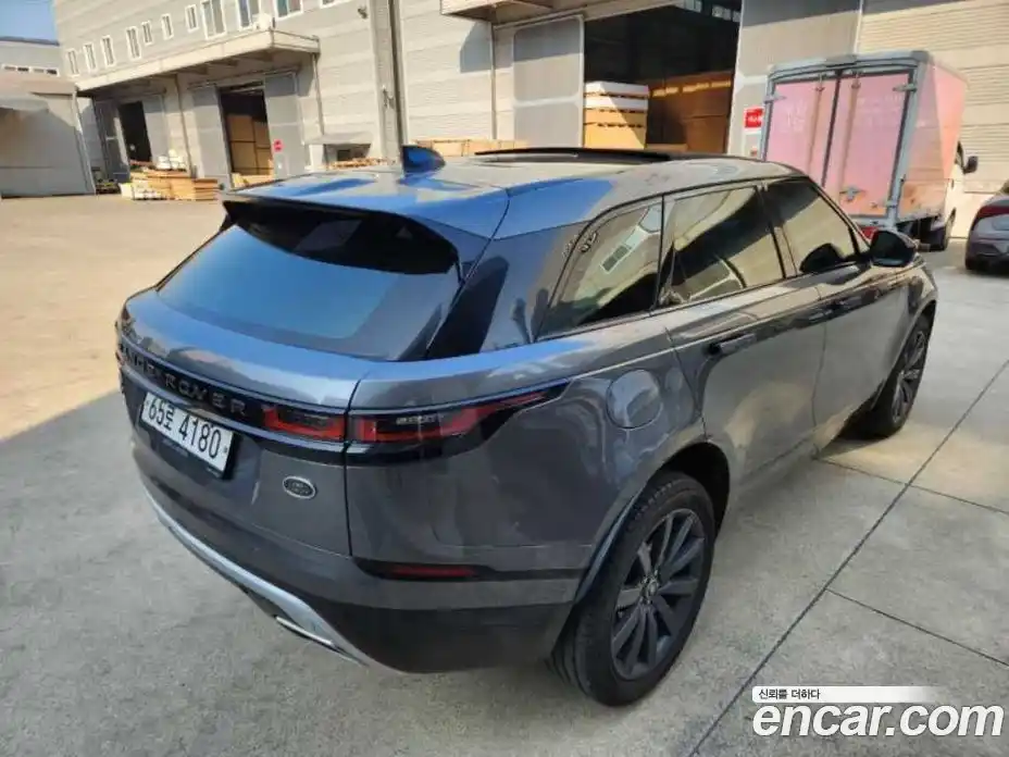 Land Rover Range-Rover Velar 2018 3.0 Автомат в Москве № 651999, фото 4