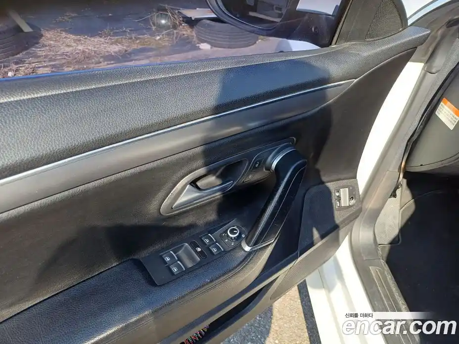 Volkswagen CC 2015 2.0 Автомат в Москве № 652728, фото 9