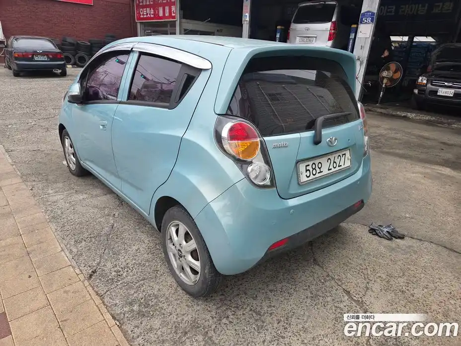 Chevrolet Matiz 2011 1.0 Автомат в Москве № 669706, фото 3