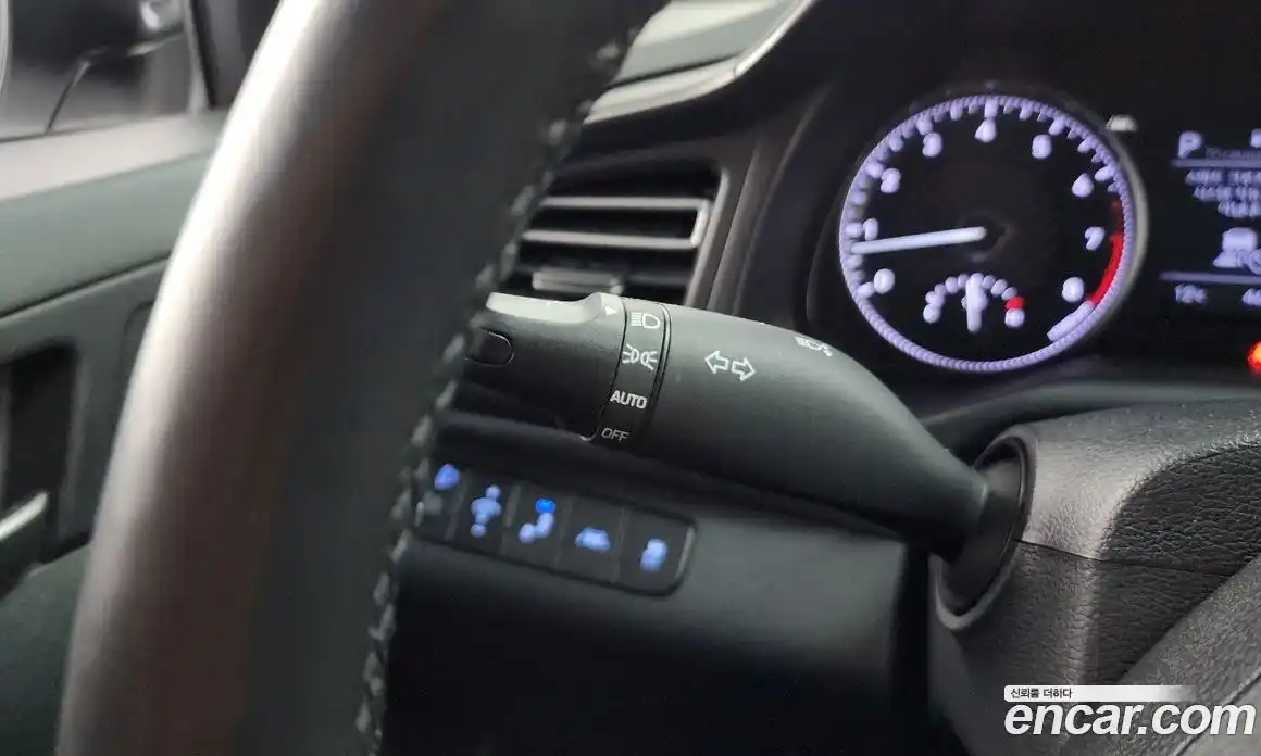 Hyundai Avante 2020 1.6 Автомат в Москве № 670069, фото 15