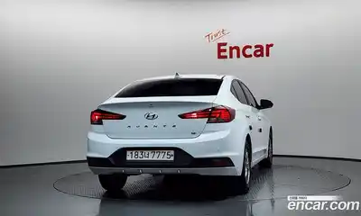 Hyundai Avante 2020 1.6 Автомат в Москве № 670069, миниатюра 3