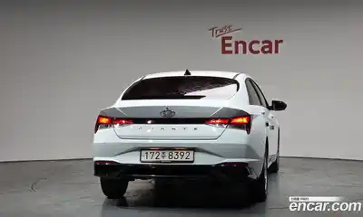 Hyundai Avante 2021 1.6 Автомат в Москве № 670093, миниатюра 3